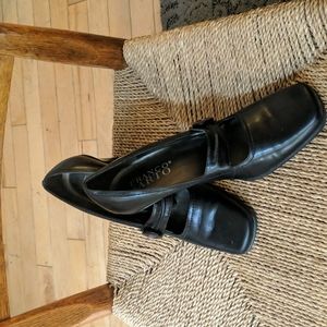 Franco Sarto Black Pumps